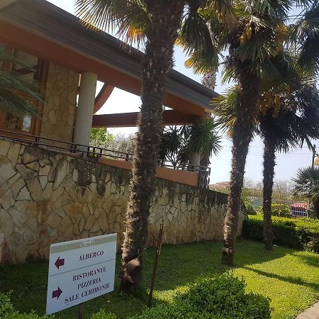 Agriturismo Terre Delle Monache 폰테카냐노 외부 사진