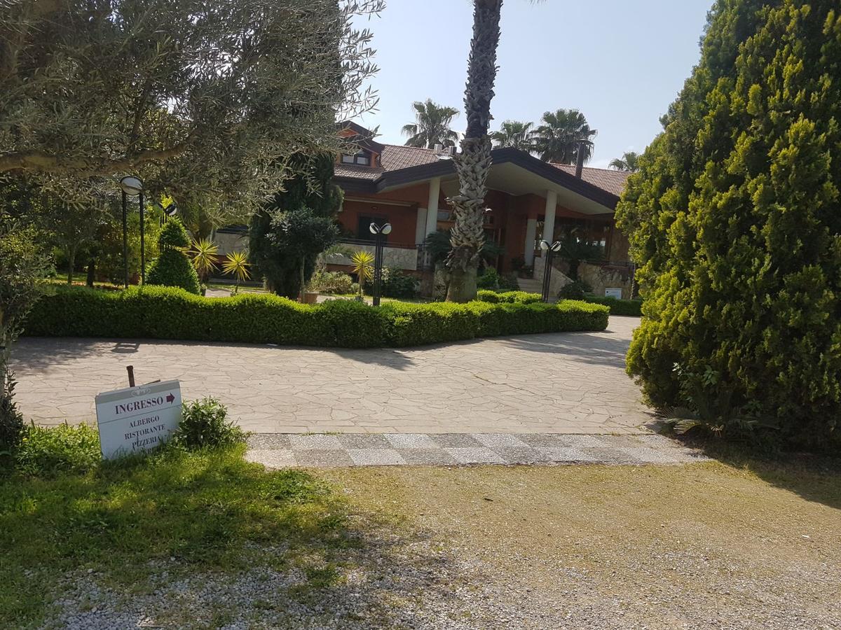 Agriturismo Terre Delle Monache 폰테카냐노 외부 사진